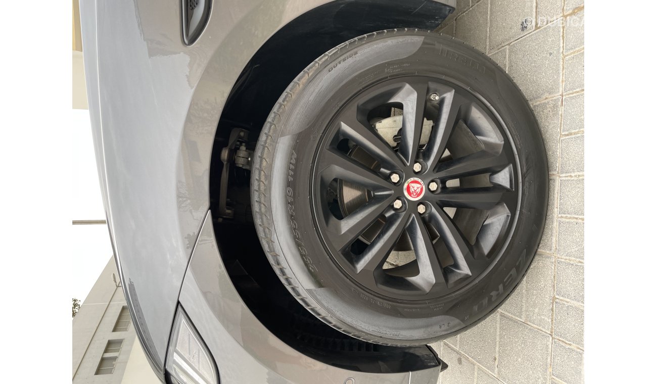 Jaguar F Pace 2.5 t Sport