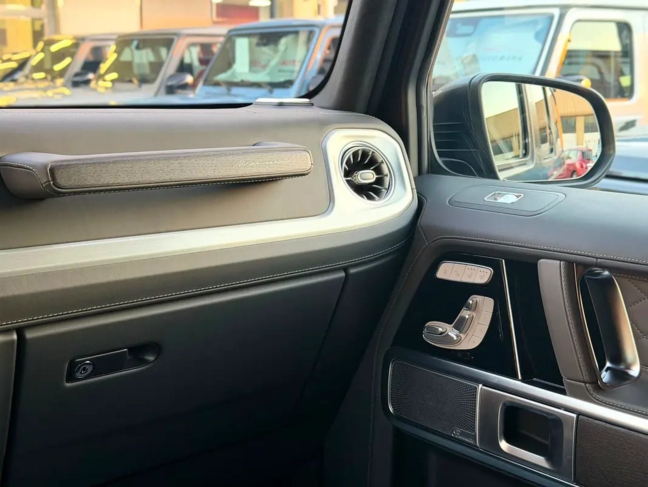 Mercedes Benz G63 AMG G 63 AMG | Brand | Japanese Specs