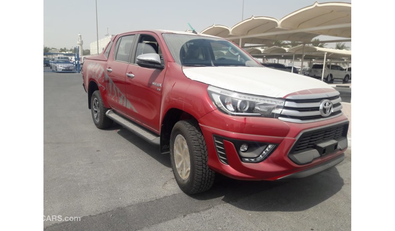 Toyota Hilux V6 full option