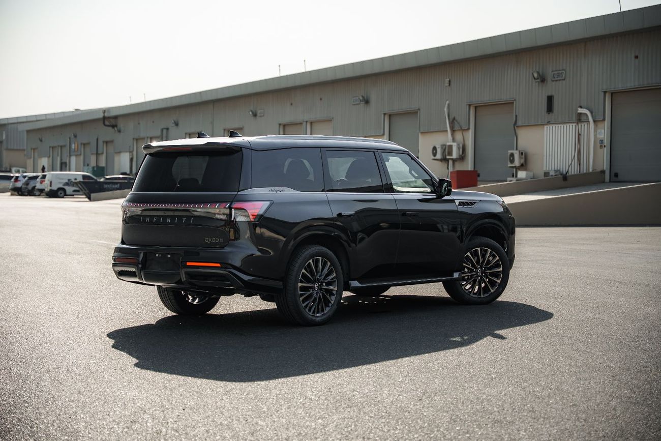 Infiniti QX80 Autograph Captain Chairs 3.5L