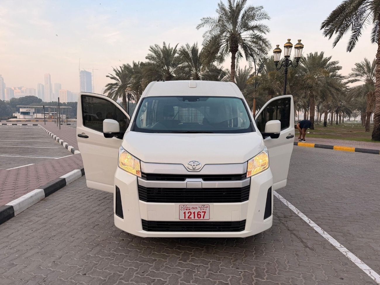Toyota Hiace DLS - STD ROOF High Roof Super Long Wheelbase 2.8 Diesel Right Hand Drive