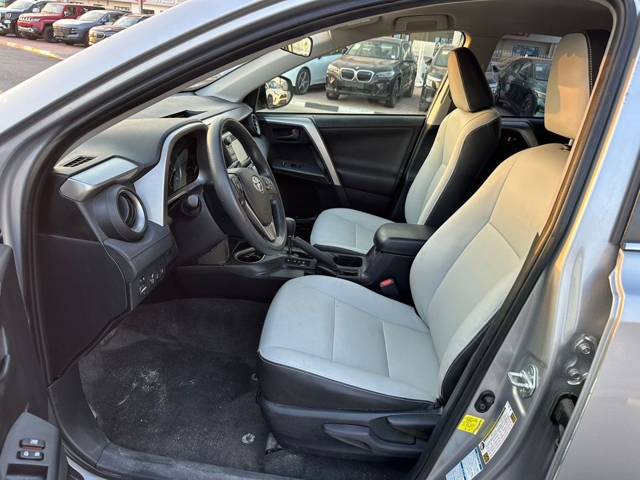 تويوتا راف ٤ VX