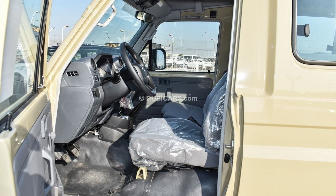 Toyota Land Cruiser 70 LC78 4.2l Diesel - Manual - 13 Seater - Power Window