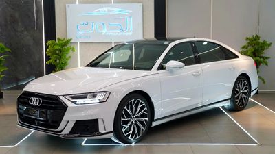 Audi A8 55 TFSI LWB EXCLUSIVE A8L 55 TFSI || VIP CONSOLE || TOP RANGE || GCC || ACCIDENTS FREE || PANORAMIC