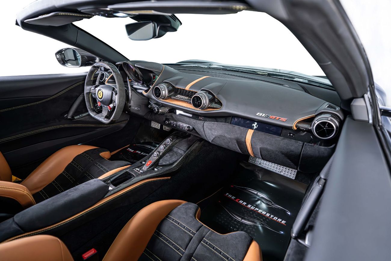 فيراري 812 GTS 