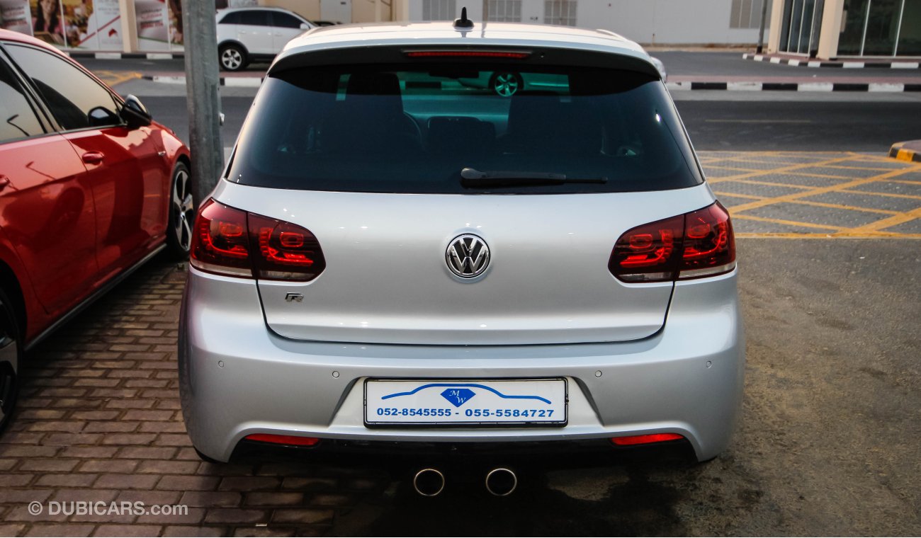 Volkswagen Golf R