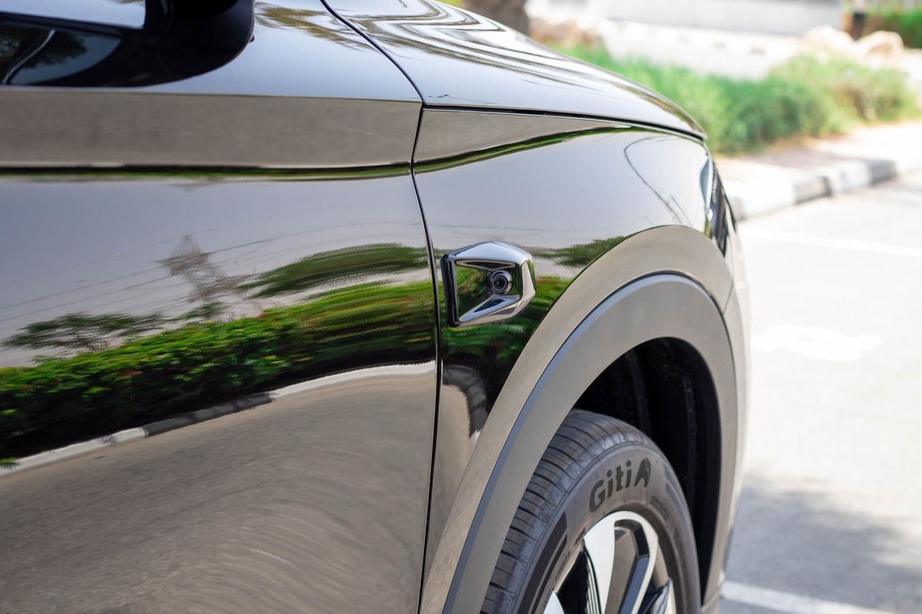 BYD Song Plus BYD Song Plus DM-i Highlights  PLUG-IN HYBRID 2025 (160KM)