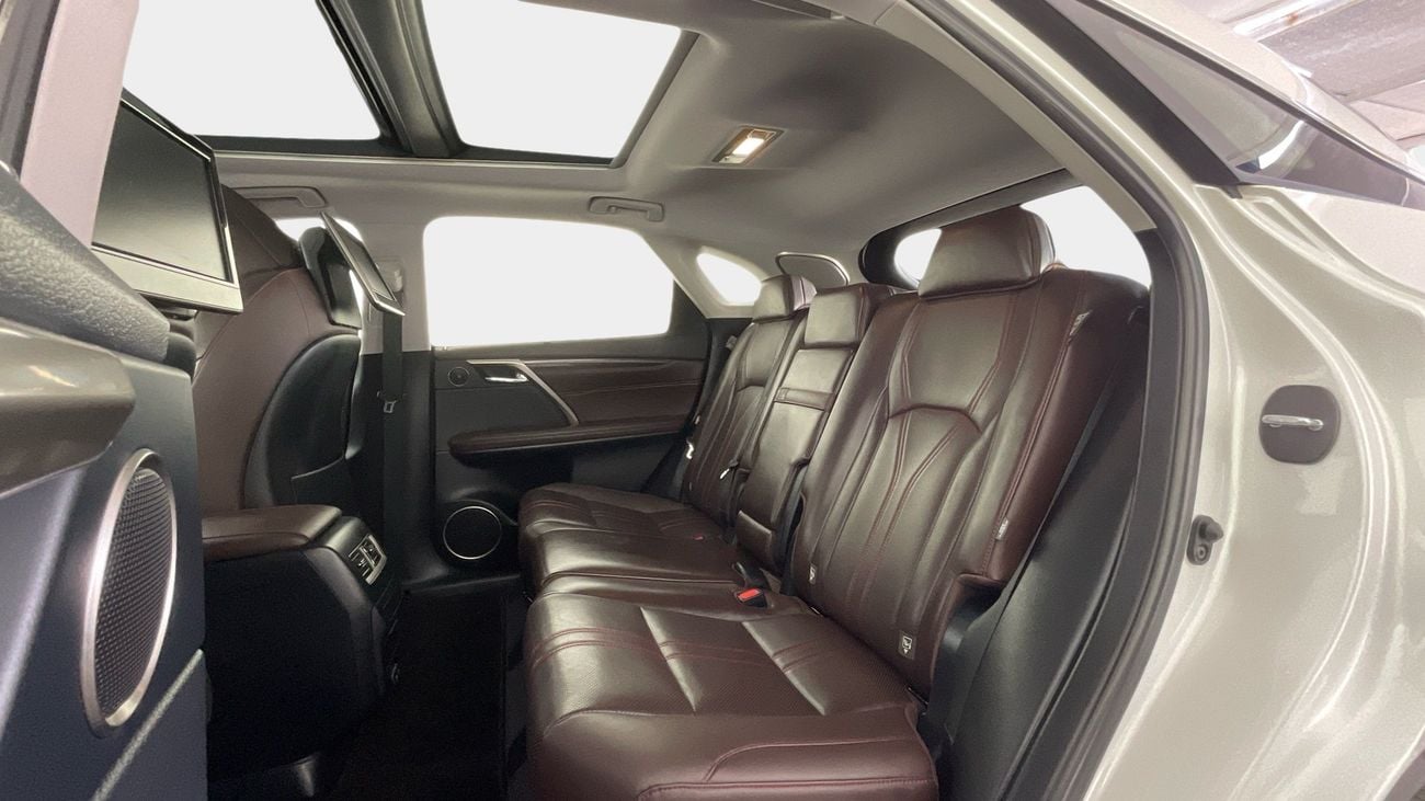 Lexus RX350 3.5 PLATINUM 4WD AUTO | Guaranteed Warranty | 0 Down Payment