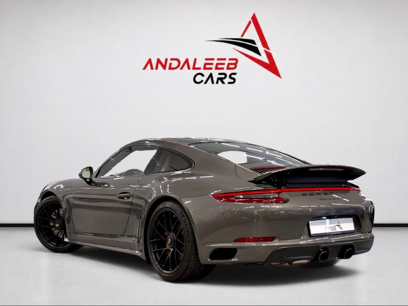 Porsche 911 AED 14,330 P.M | 0% DOWN PAYMENT | PORSCHE 911 CARRERA GTS (991.2) | 3.0L TWIN-TURBO – 450 HP | 2019