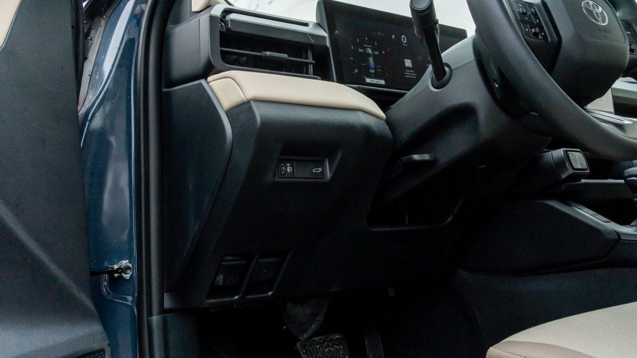 تويوتا راف ٤ 2026 Toyota Rav4 XLE 4x4 2.0L AT Petrol AWD (Blue-Beige)