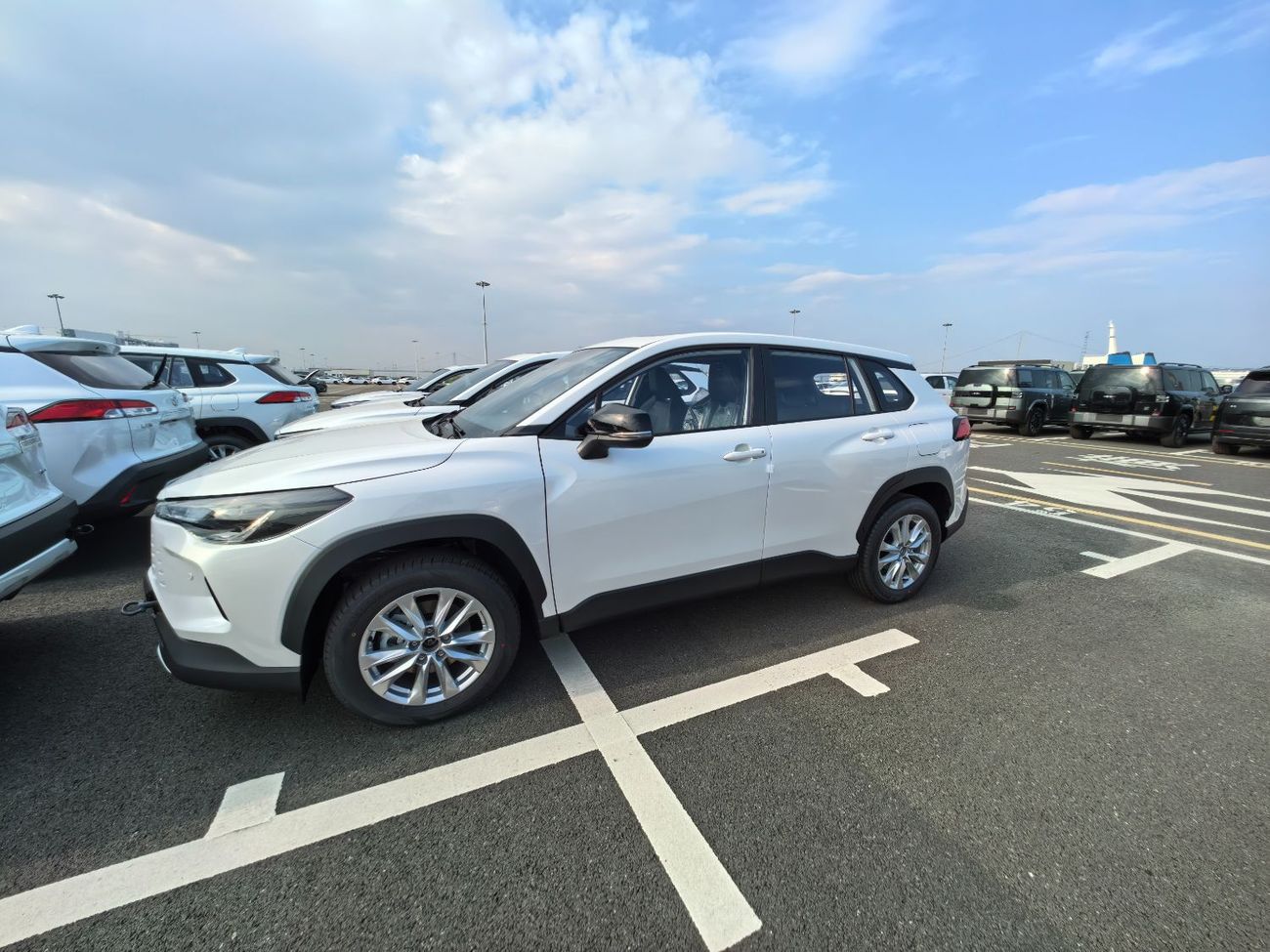 تويوتا كورولا كروس EXPORT PRICE