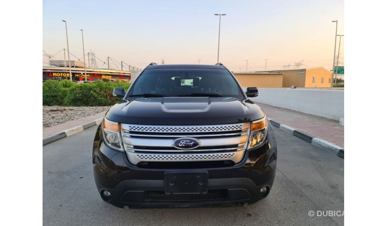 Ford Explorer XLT - WARRANTY - GCC SPECS - FULL OPTION