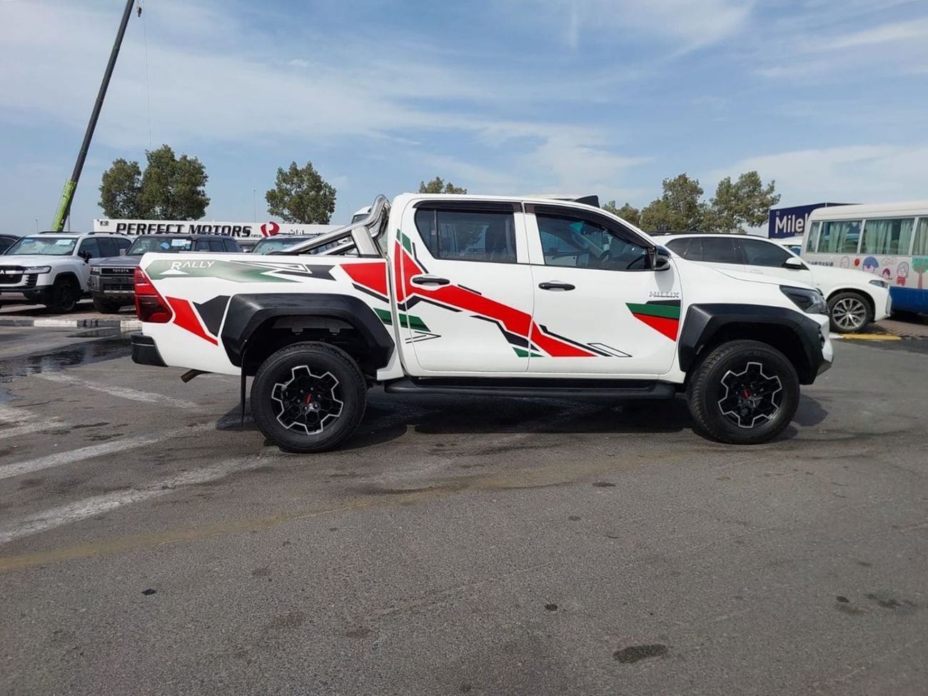 تويوتا هيلوكس GR SPORT (RAMADAN OFFER) TOYOTA HILUX PICKUP RHD 2022 MODEL 2.4 L DIESEL AUTOMATIC(PM70393)