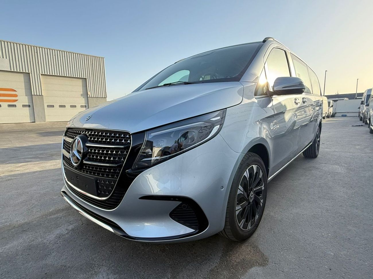 Mercedes-Benz V 300 Avantgarde Under Agency Warranty 2026 GCC