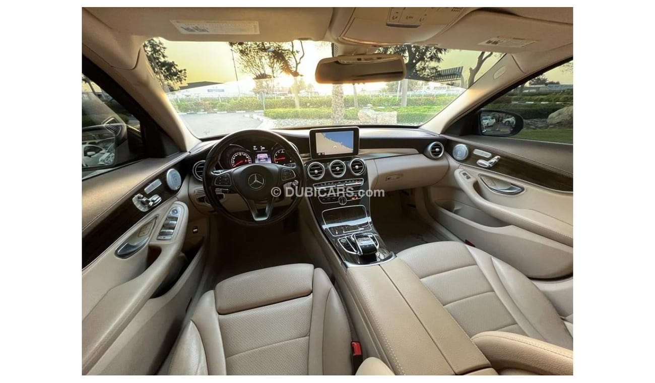 Mercedes-Benz C 300 MERCEDES BENZ C300 2015 4MATIC FULL OPTIONS ORIGINAL PAINT