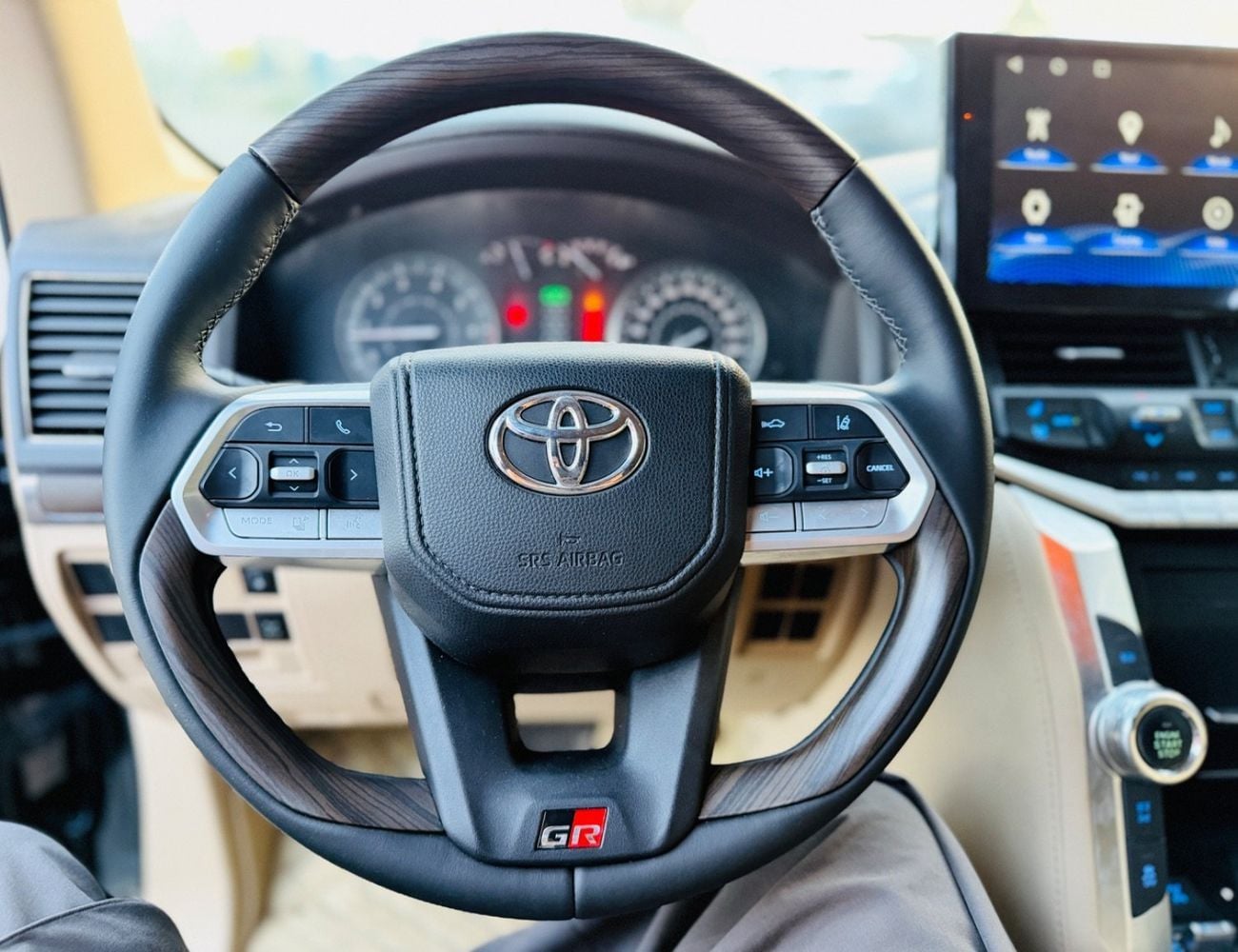 تويوتا لاند كروزر GXR+ 4.0L