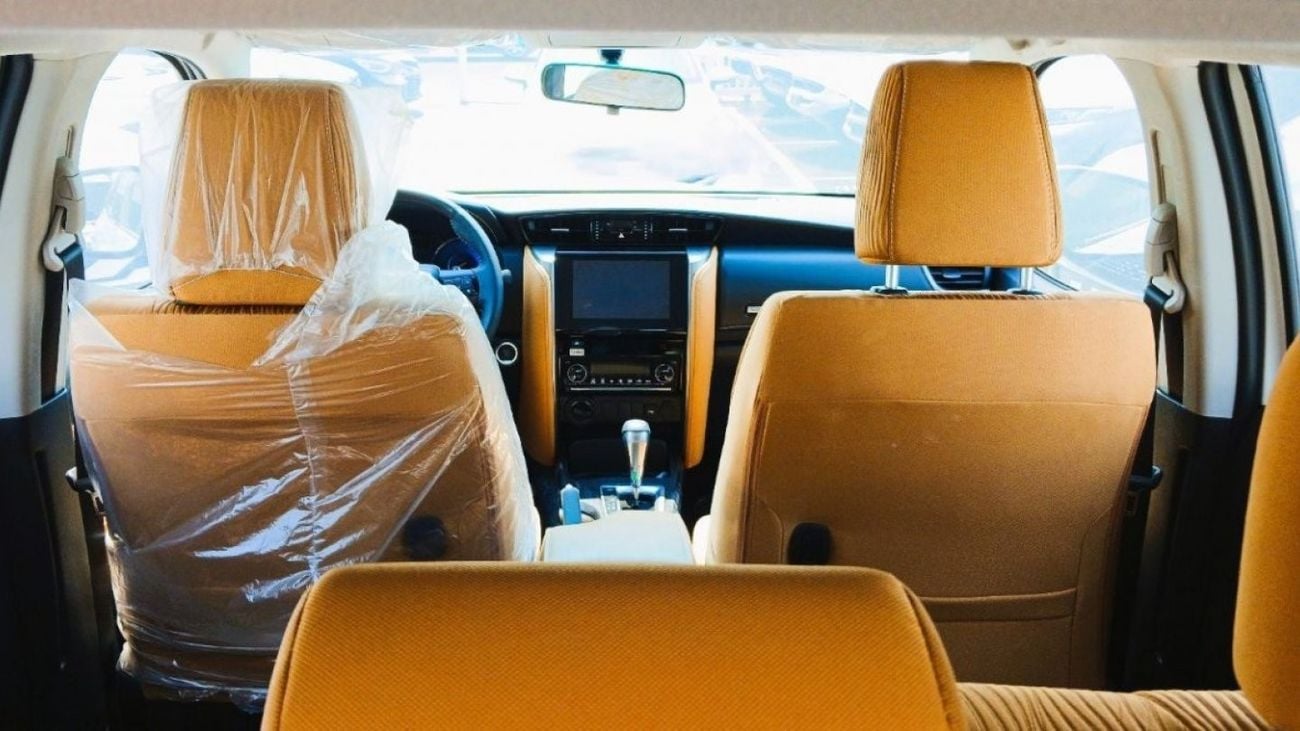 Toyota Fortuner Toyota Fortuner 2.4L Diesel GCC 2024YM