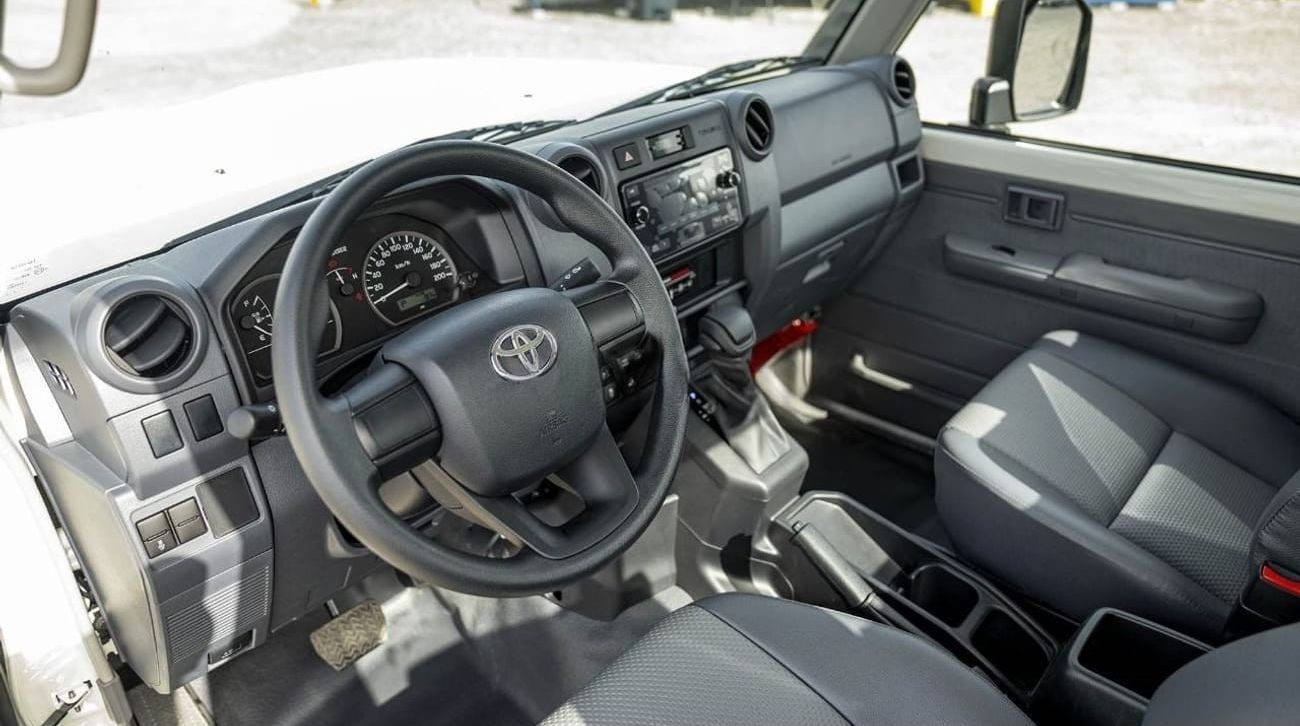 Toyota Land Cruiser Pick Up LC79 SC 2.8L DIESEL AT MY2024