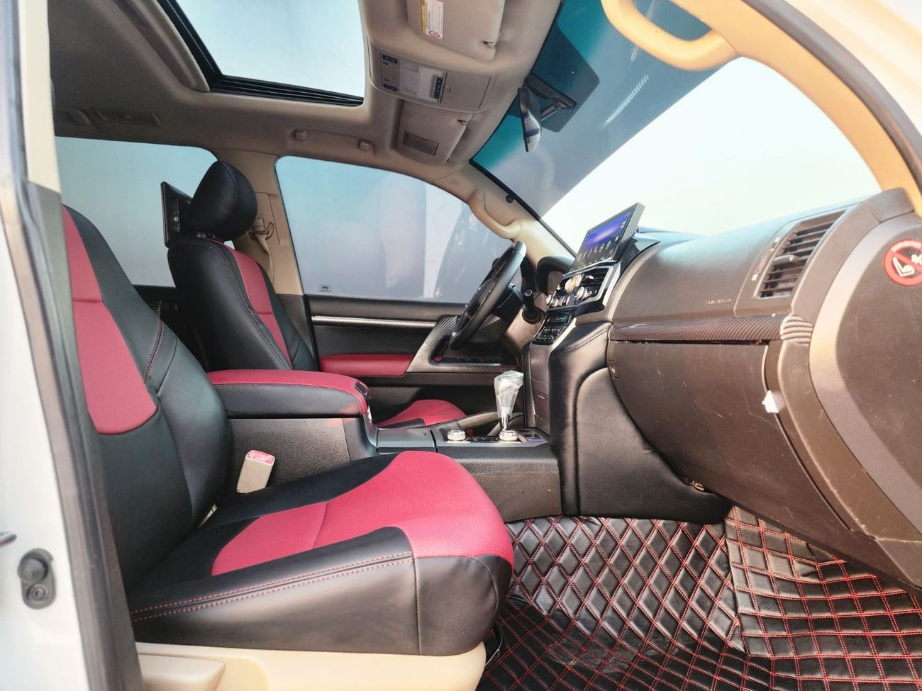 تويوتا لاند كروزر GX.R V8 upgrade 2022