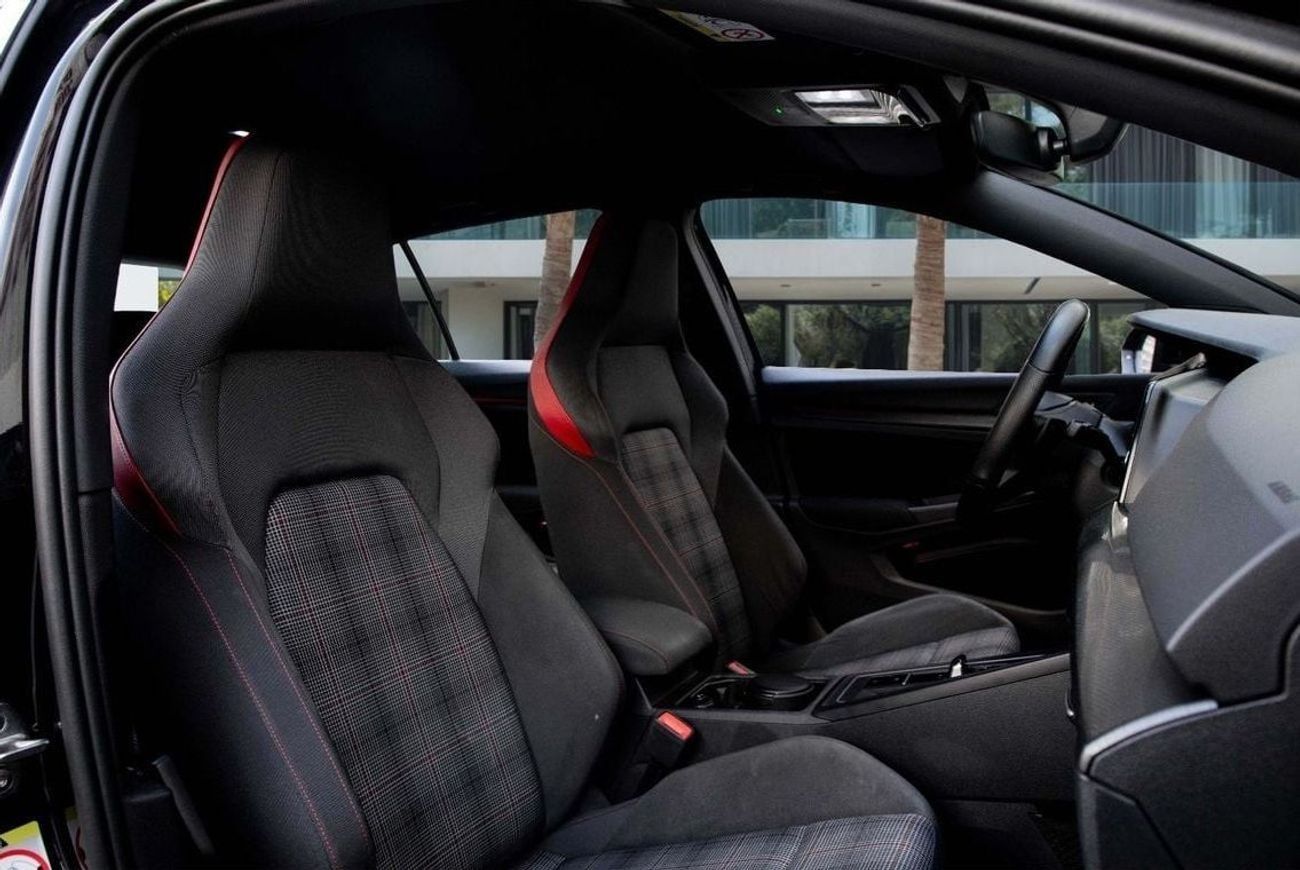 Volkswagen Golf GTI 1,860 P.M  | 0% Downpayment | VOLSKWAGEN GTI || IMMACULATE!