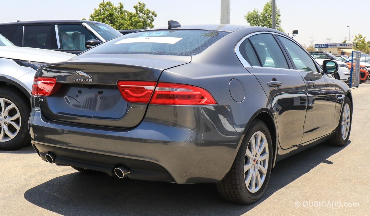 Jaguar XE XE 2.0 i4  Prestige  2WD