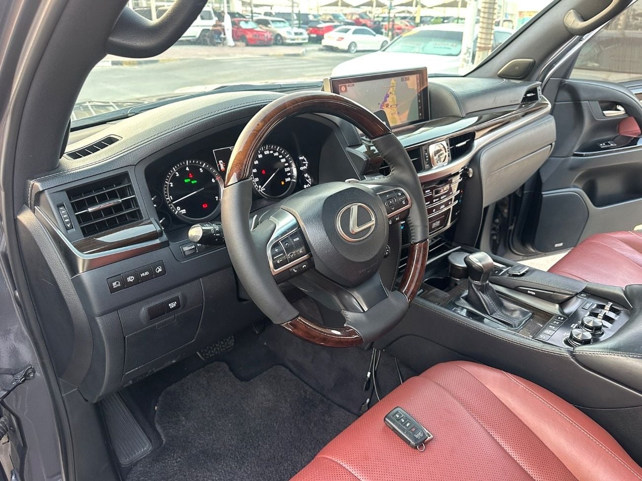 Lexus LX570 PLATINUM