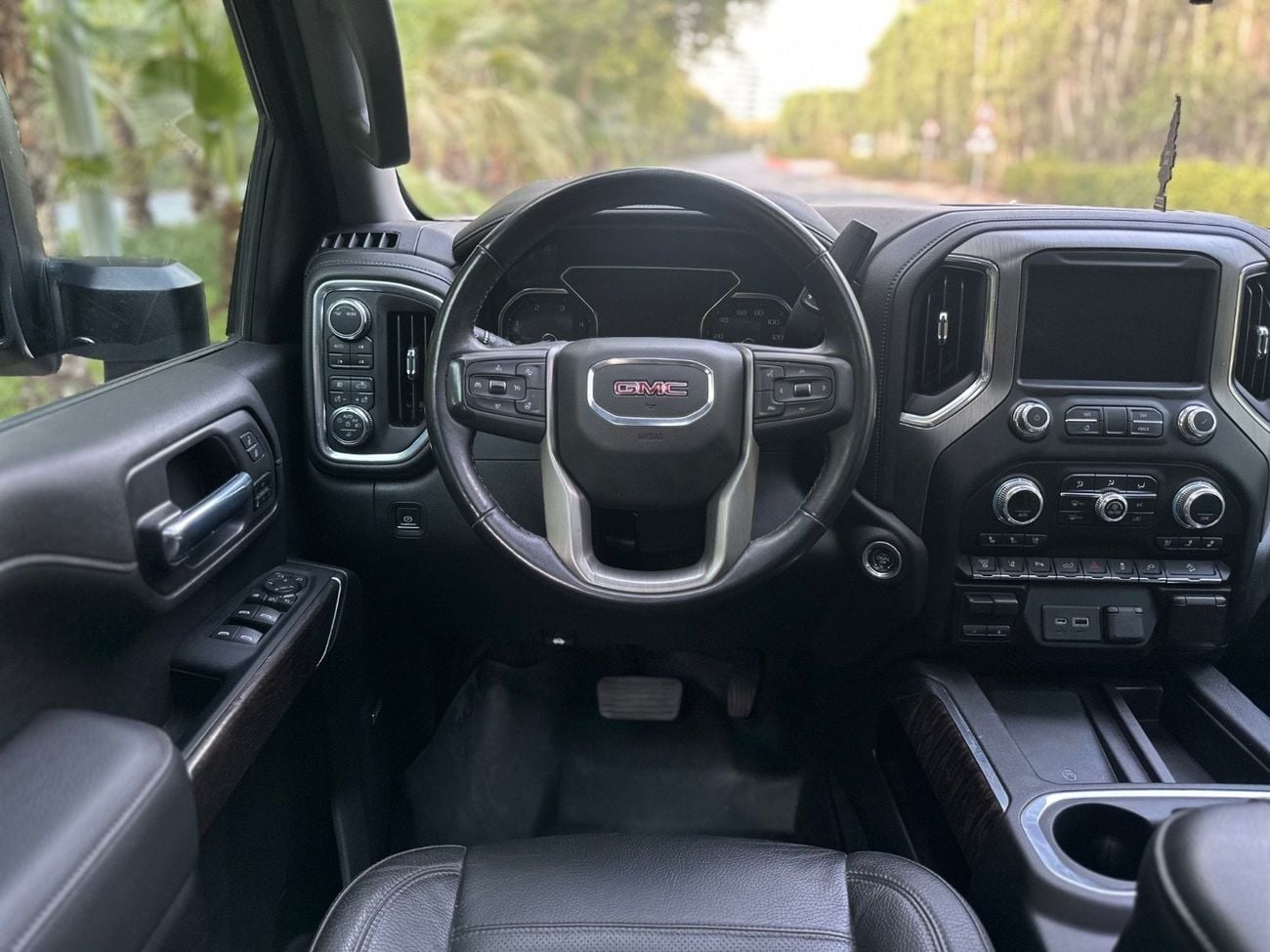 GMC Sierra
