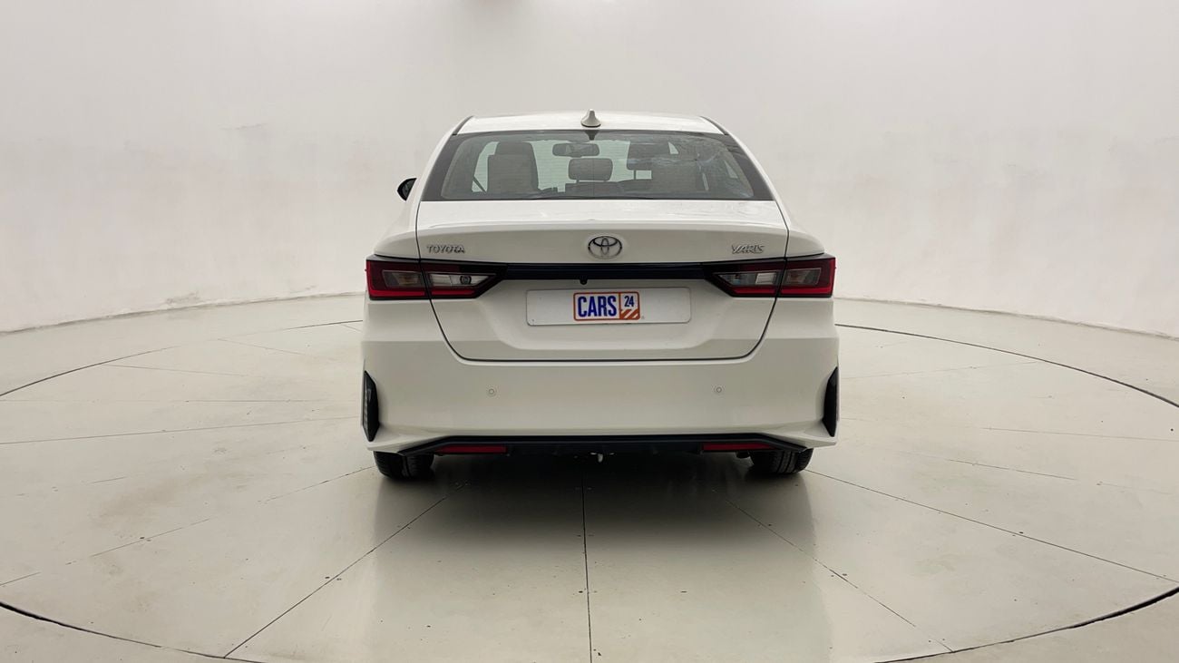 تويوتا يارس E 1.5 | بدون دفعة مقدمة | اختبار القيادة في المنزل