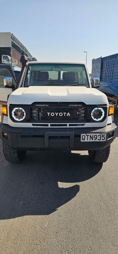 Toyota Land Cruiser 70 LX-Hardtop-RHD-4.5L-Diesel-1VD-V8 Cylinder-Manual-7 Seats-5 Doors