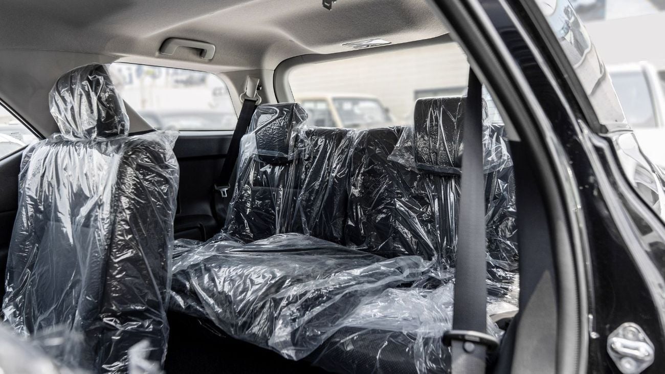 Toyota Fortuner 2025 Toyota Fortuner 2.7L AT Petrol (Black)