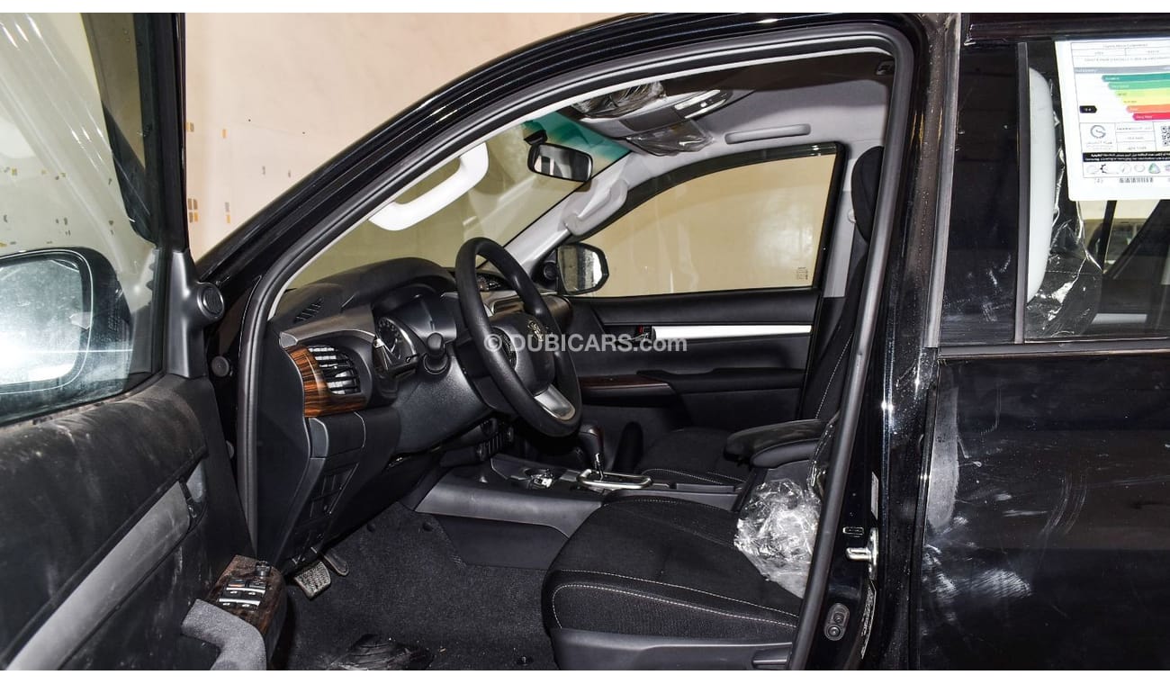 Toyota Hilux 2023 Toyota Hilux 4x4 Double Cab 2.7L HI SR5 Petrol AT | Wooden Dash | Black inside black - Export O