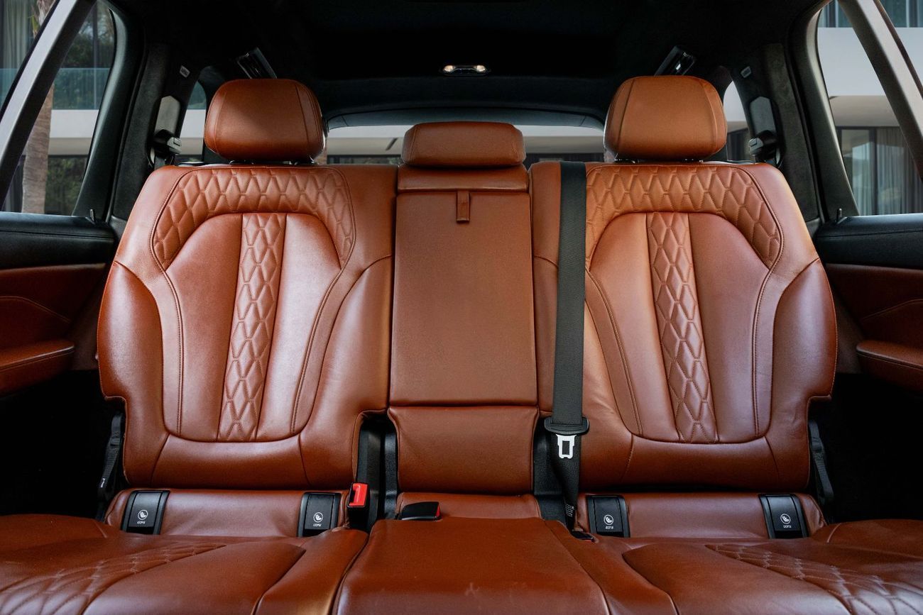 BMW X7 40i M-Kit | 5,170 P.M | 0% Downpayment | Agency Warranty!