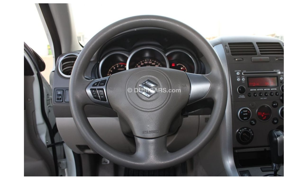 سوزوكي جراند فيتارا سوزوكي فيتارا 2011 خليجي فورويل  بحالة ممتازة بدون حوادث نظيفه جدا من الداخل والخارج