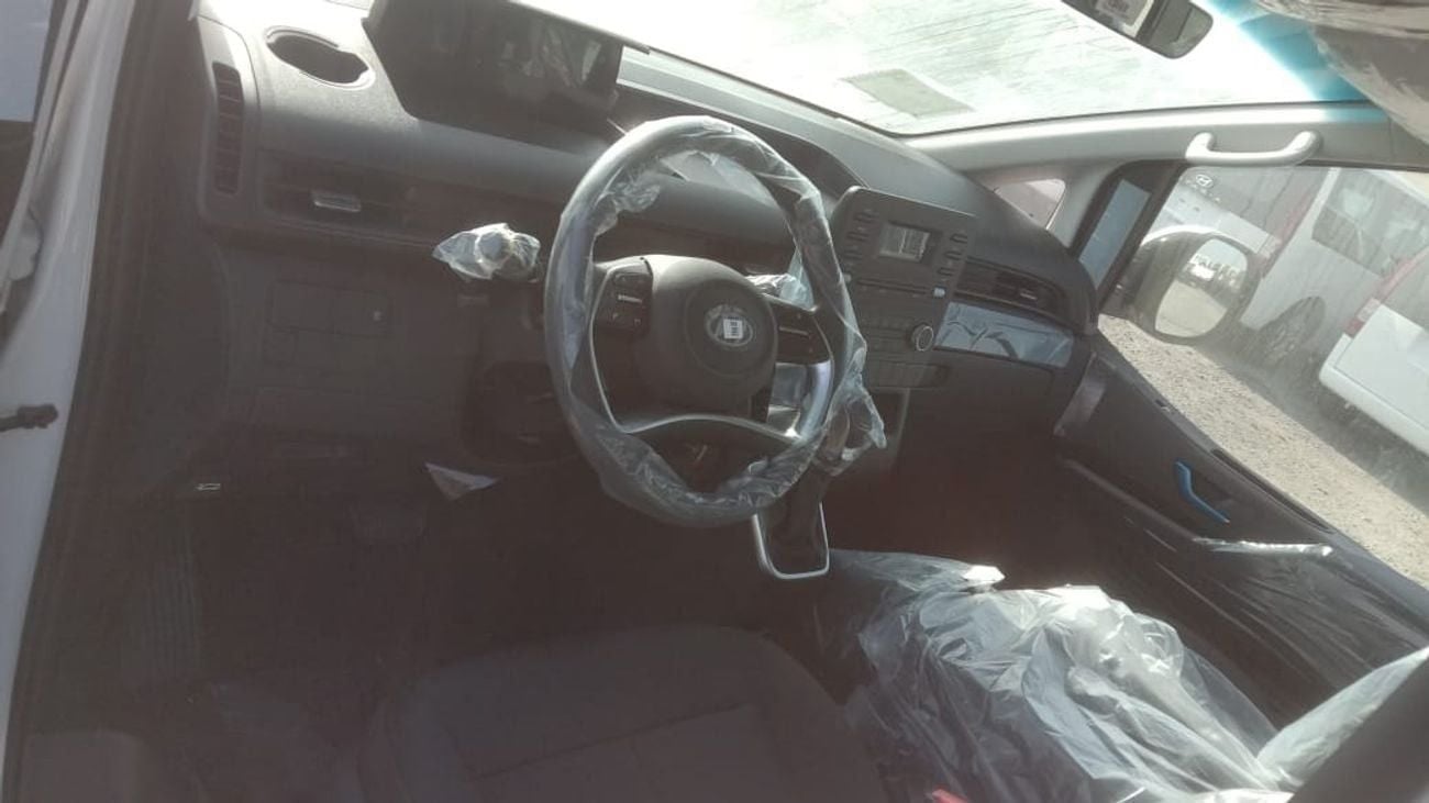 Hyundai Staria Hyundai Staria Hyundai Staria 3.5L Automatic 2025