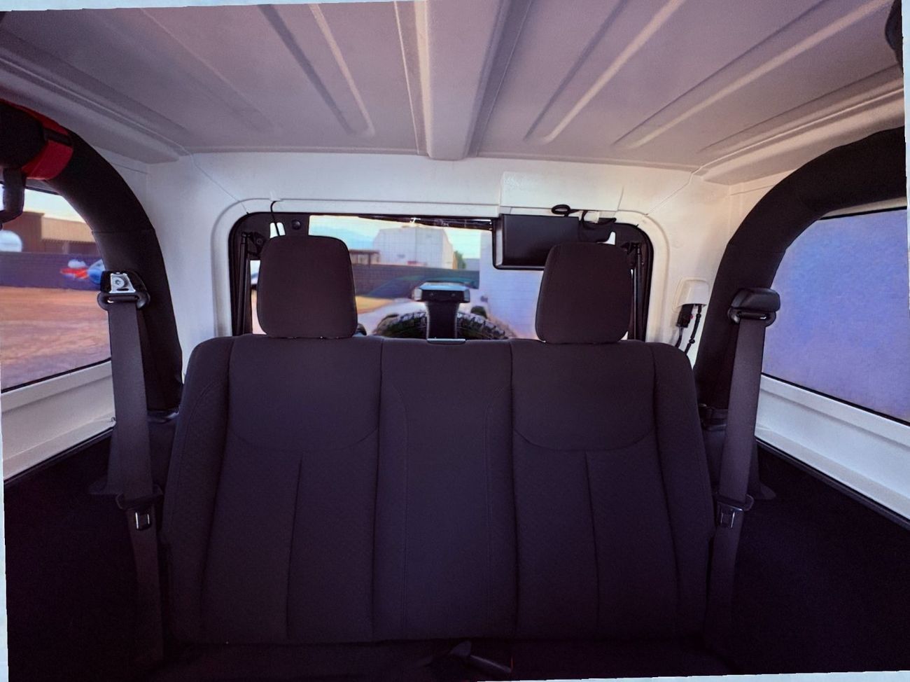 جيب رانجلر Willys Wheeler 3.6L A/T (2 Door) | 2017 | GCC SPECS | AED 1,150 / month