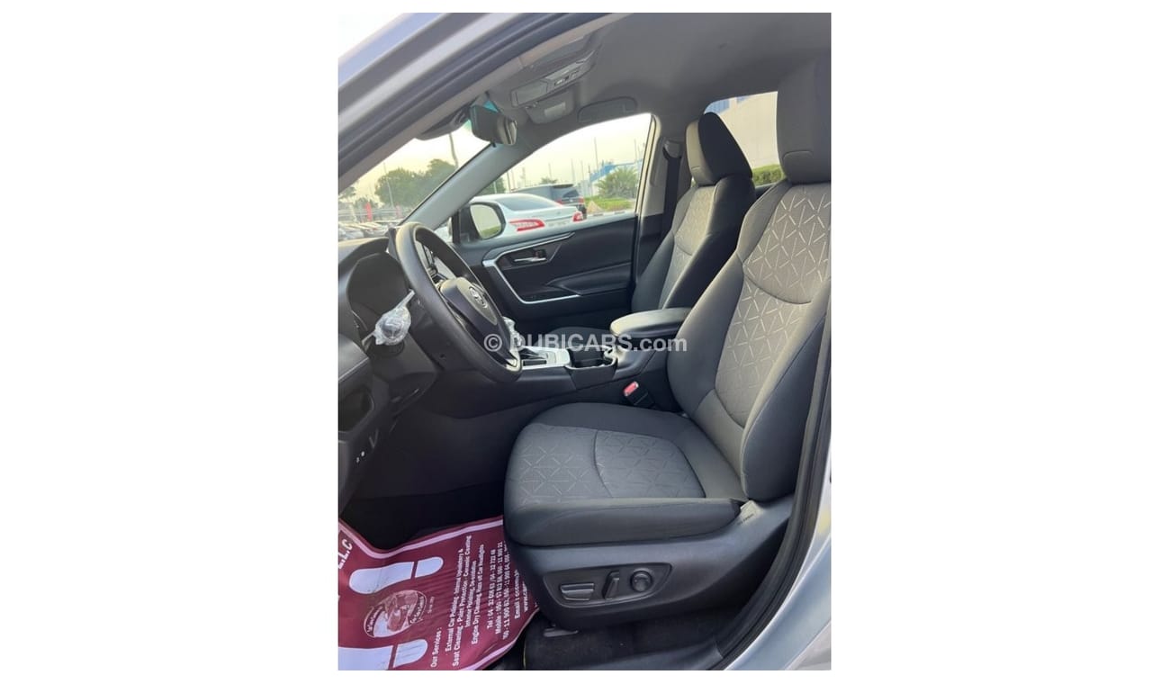 Toyota RAV4 2021 XLE LIMITED PUSH START AWD 2.5L UAE PASS