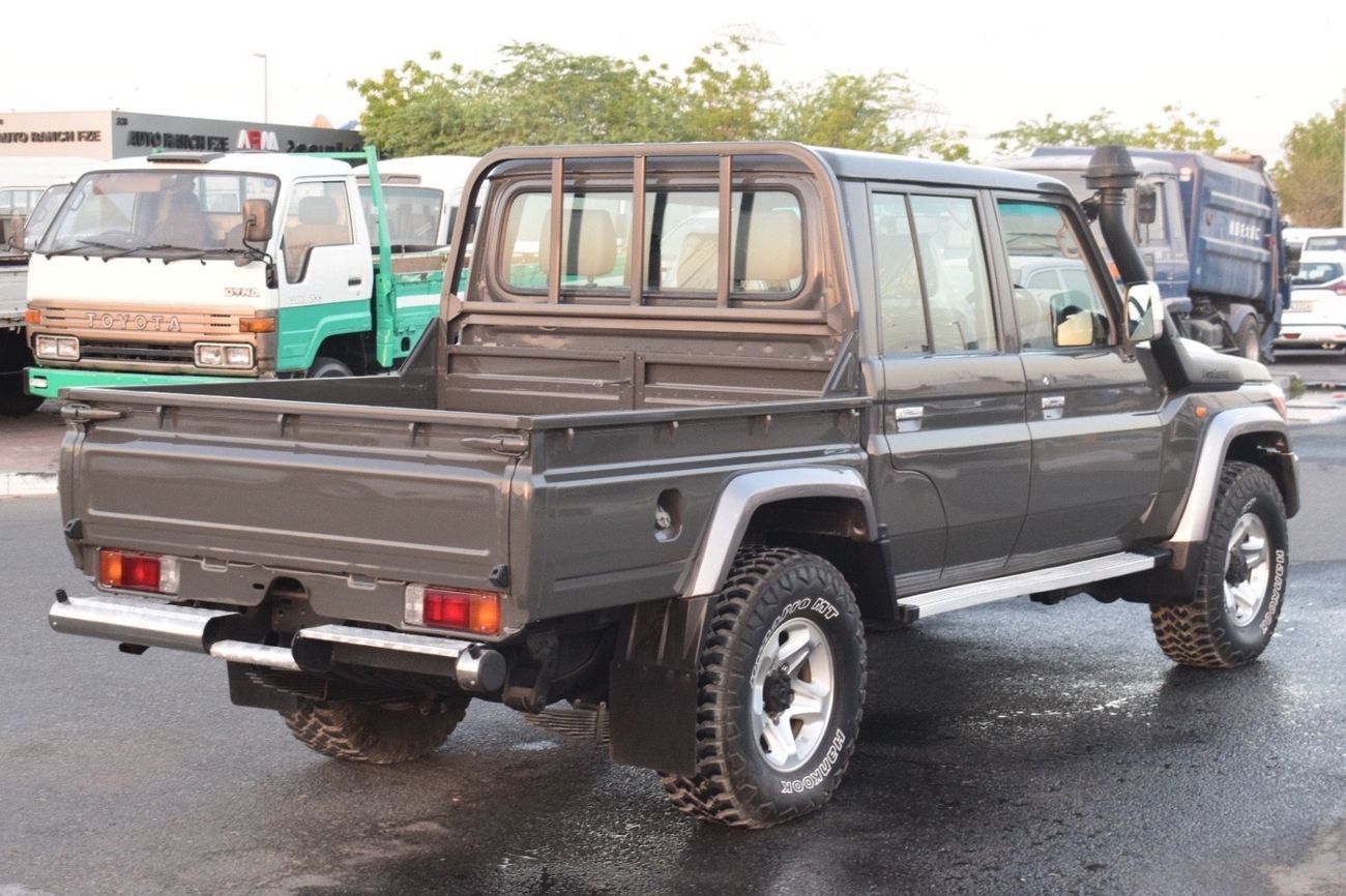 Toyota Land Cruiser Pick Up Double Cabin 4.5L