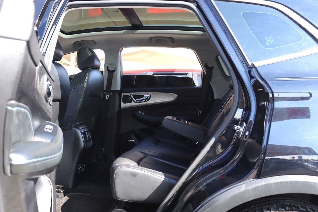 أم جي RX5 إم جى RX5 - فل أوبشن- خليجى - 2025 -بدون حوادث - محرك 1.5L- ممشى قليل - بحاله ممتازه