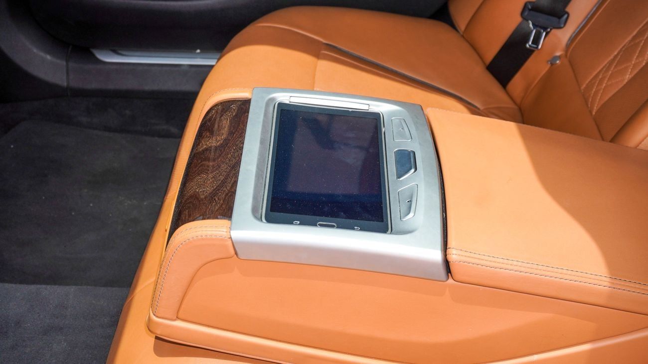 بي أم دبليو 740Li