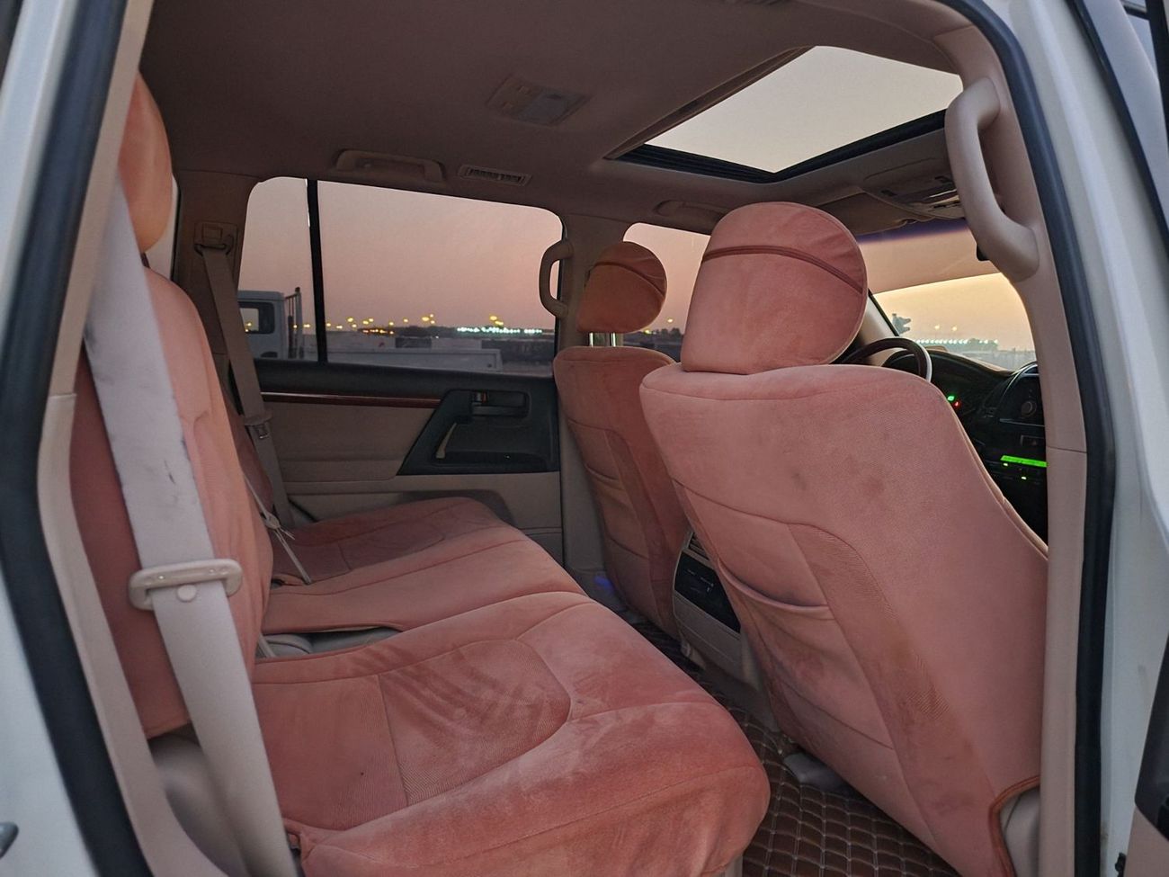 Toyota Land Cruiser GXR+ 4.6L