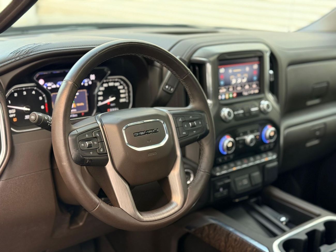 GMC Sierra 2021 GCC LOW MILEGE