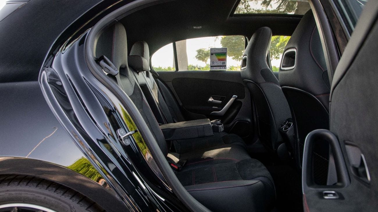 مرسيدس بنز A 200 AMG AMG Hatchback | 2025 | GCC Specs with 5 Years Warranty | For Local Registration +10%