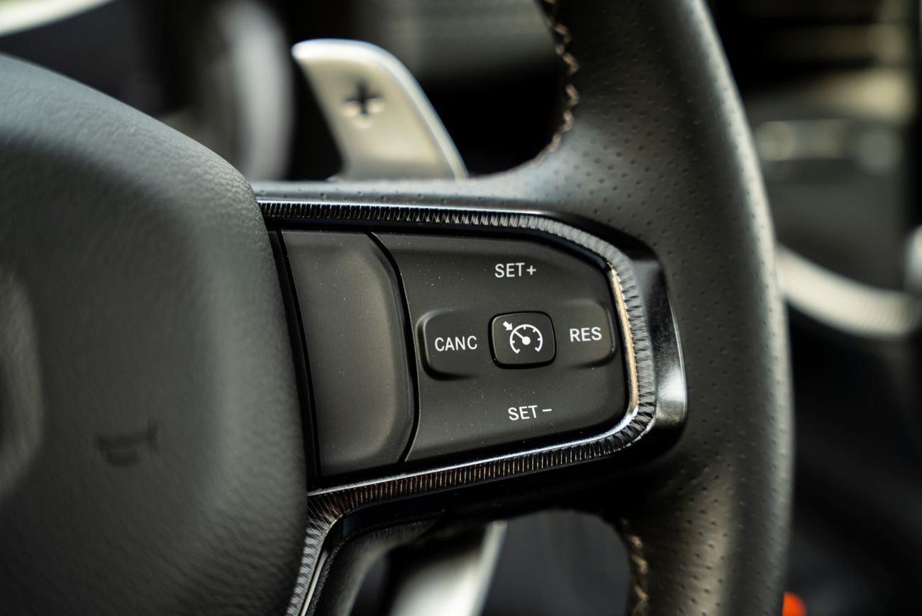 رام 1500 Rebel 5.7L Crew Cab Utility (5 Seater)