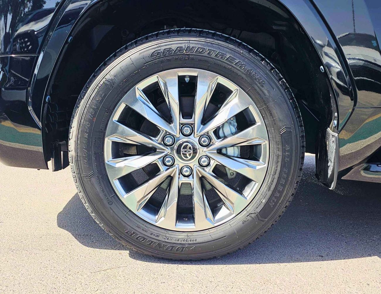 Toyota Land Cruiser LC300 / VXR / 3.5L / 12.3" DVD + 360 CAMERA / RADAR/ SUNROOF/ SPECIAL PROMOION / CODE#LC35VXRB