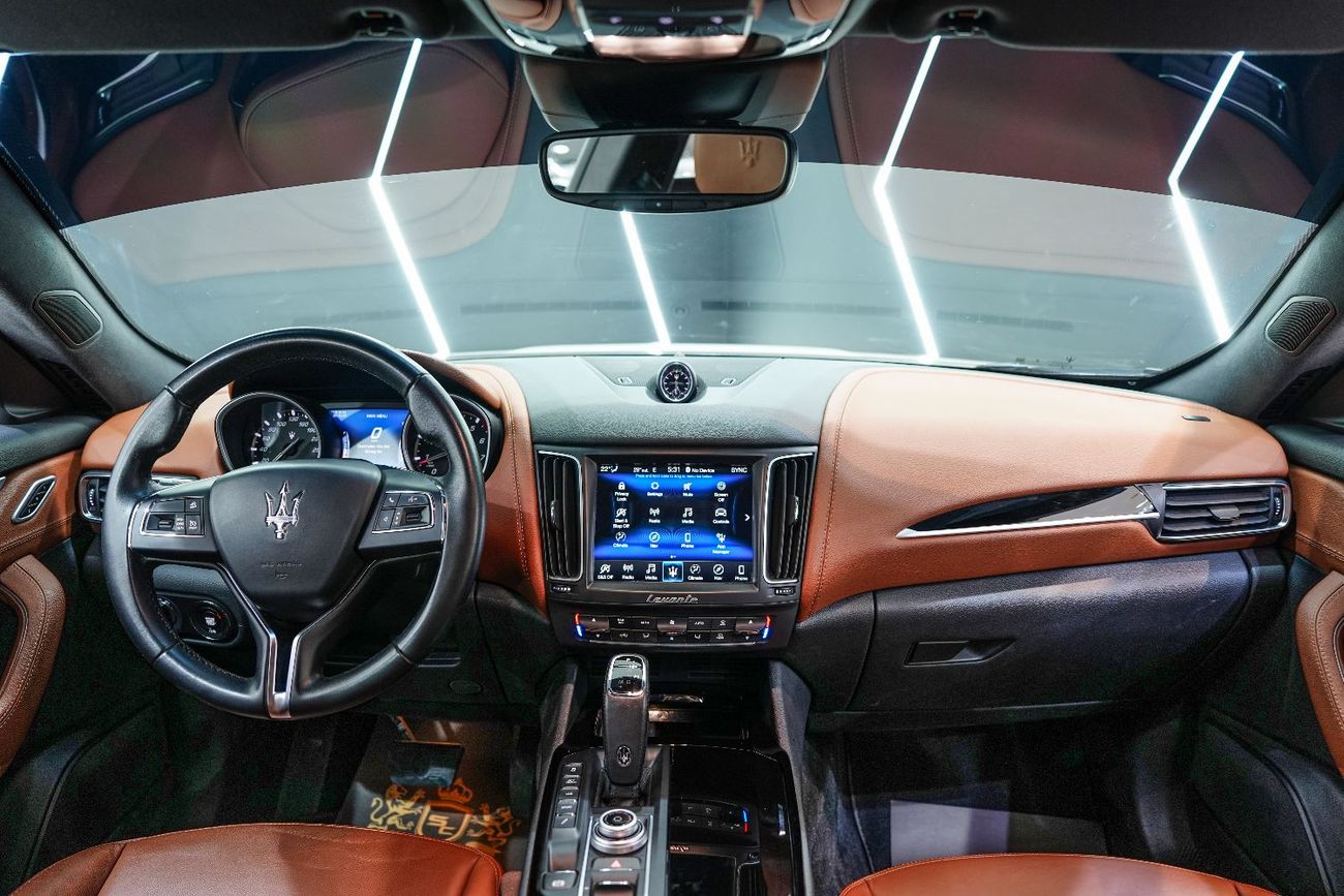 مازيراتي ليفونت Std 3.0L (350 HP) 2019 Maserati Levante Q4, Panoramic Roof, Very Low Mileage, GCC Specs!!