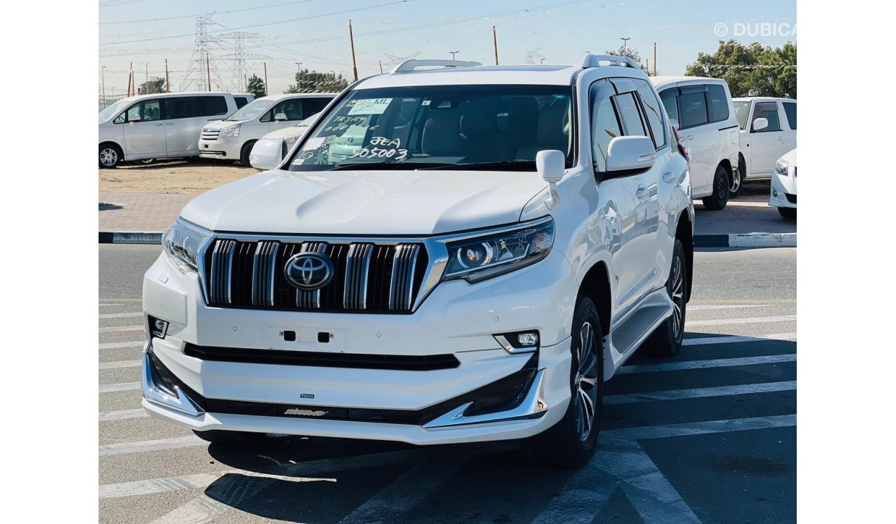 تويوتا برادو TOYOTA PRADO PETROL ENGINE MODEL 2017 WHITE COLOUR