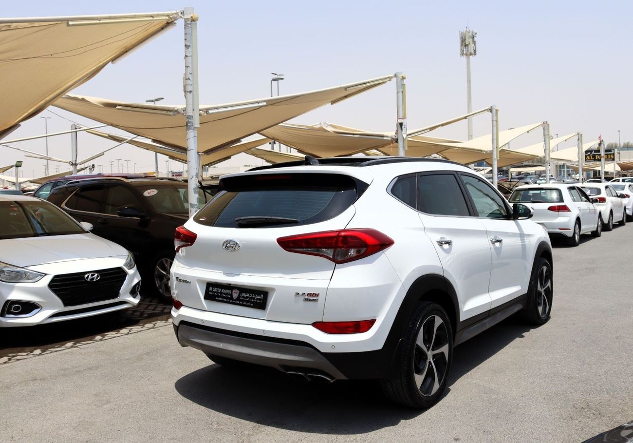 Hyundai Tucson GLS Plus ACCIDENTS FREE - GCC- GTLINE - FULL OPTION - ORIGINAL PAINT - PERFECT CONDITION INSIDE OUT