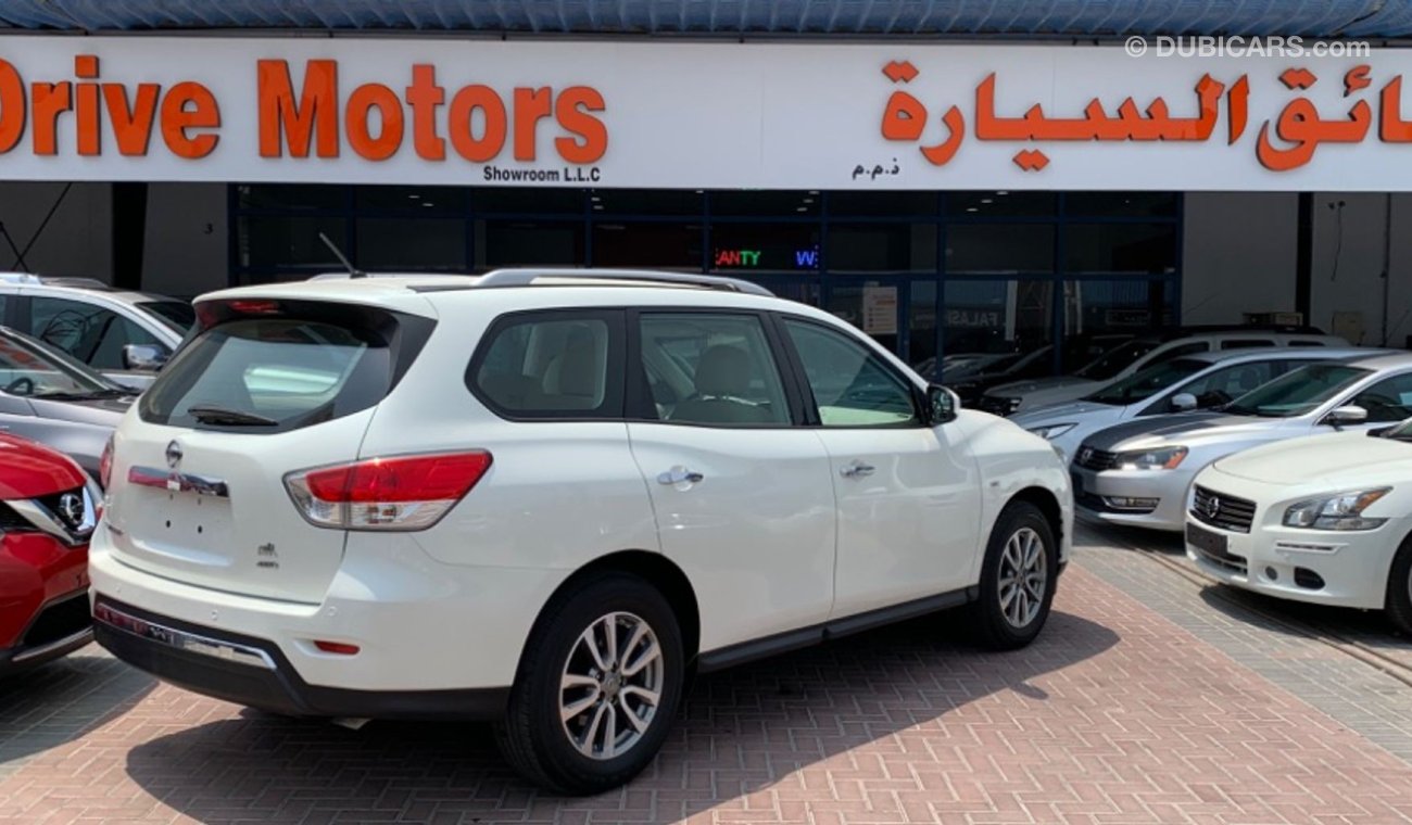 نيسان باثفايندر ONLY 845X60 MONTHLY NISSAN PATHFINDER 2016 V6 4X4 FULL SERVICE HISTORY UNLIMITED KM WARRANTY...