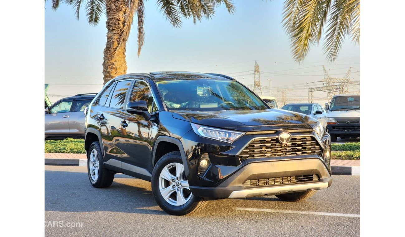 تويوتا راف ٤ RAV4 XLE 4X4