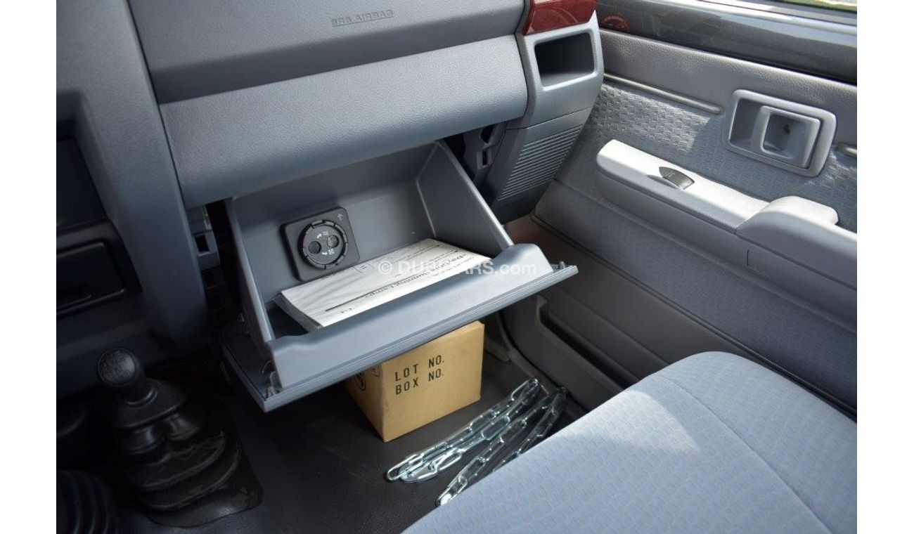Toyota Land Cruiser Pick Up double cabin Petrol 2019